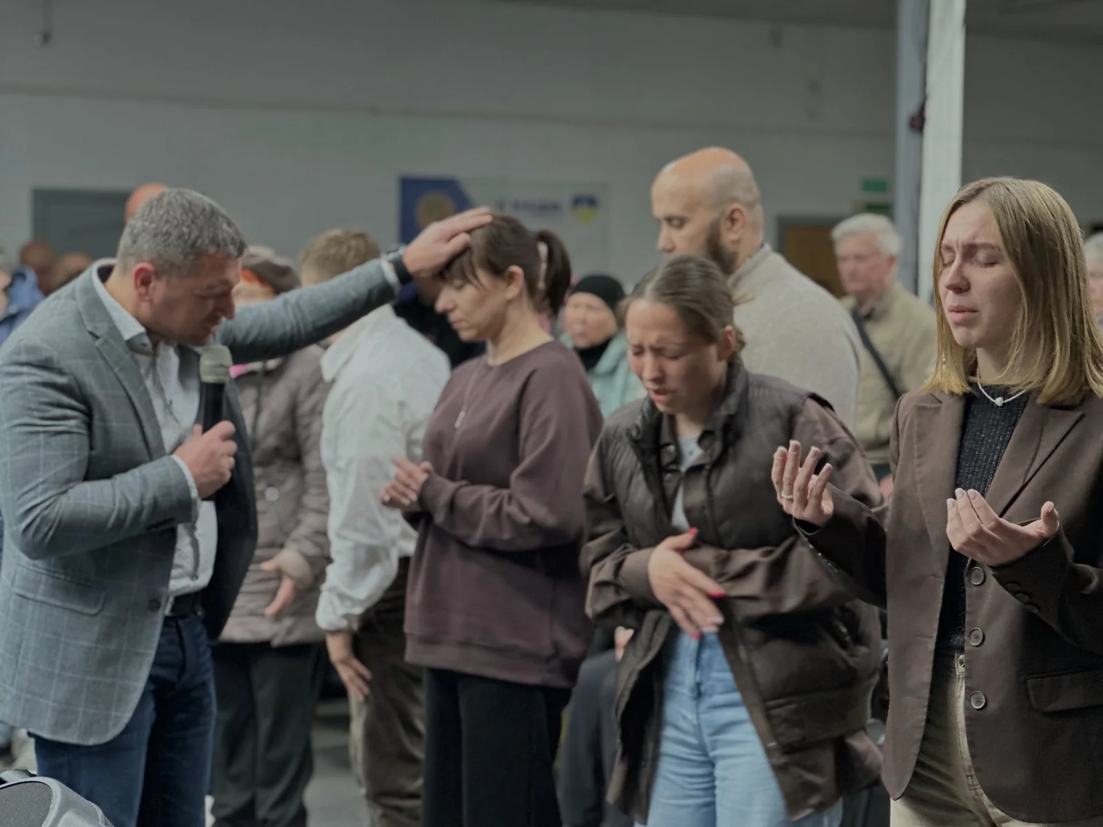 Богослужіння у церкві «Перемога» Харків